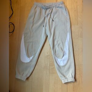 Nike Standard Fit Mid Rise Double Swoosh Fleece Sweatpants